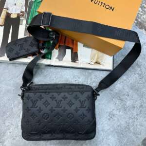 LVE BAG BLACK
