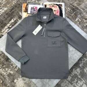 C.P FRONT POCKET HALFZIP JUMPER GREY